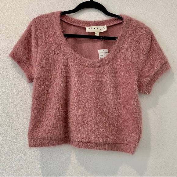 hiatus Tops - 🌿Women’s short pink fuzzy top